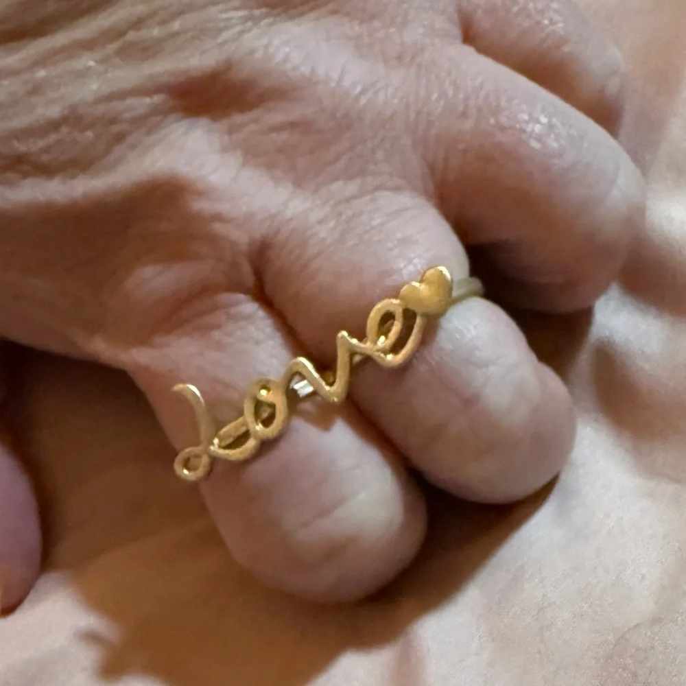 Fabulous Gold 'Love' Double Finger Ring NWT